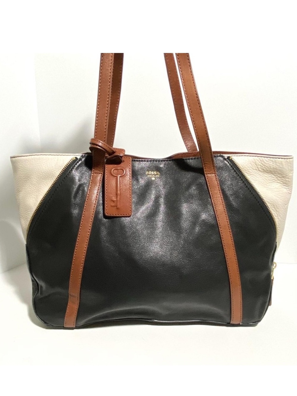 🤎Fossil Gwen Leather Shopper Tote Black Brown Cream Quiet Luxury Minimalist Chic